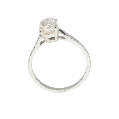 223 - A platinum rectangular-shape diamond single-stone ring, diamond estimated weight 2ct, tinted colour,... 