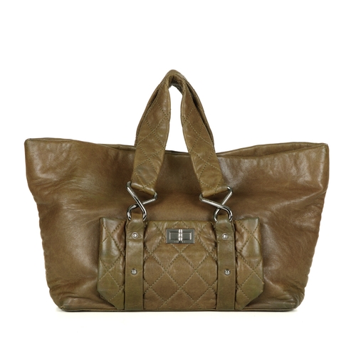 318 - Chanel, a Reissue lambskin leather tote, crafted from khaki lambskin leather, featuring a diamond qu... 