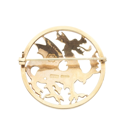 35 - Geoffrey Bellamy for Tarratt, a 9ct gold Welsh dragon brooch, hallmarks for Birmingham 1975, diamete... 