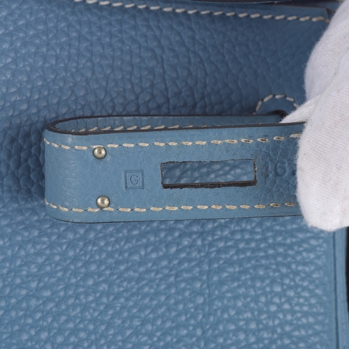 390 - Hermes, a 2003 Bleu Jean Kelly Retourne 32 handbag, crafted from light blue Fjord leather, with pall... 