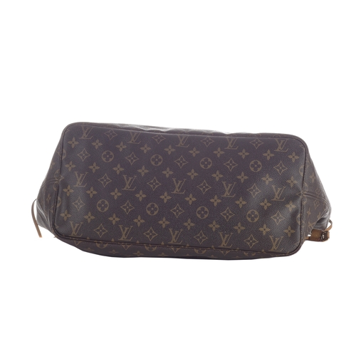 409 - Louis Vuitton, a monogram Neverfull GM handbag, featuring the maker's monogram coated canvas exterio... 