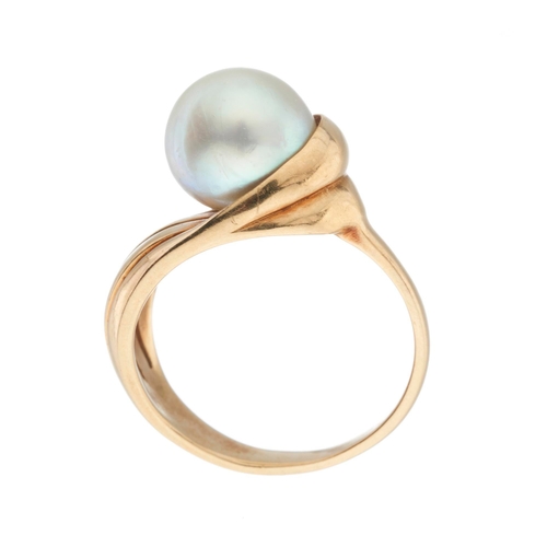 89 - Mikimoto, a 14ct gold cultured pearl single-stone dress ring, maker's marks for Mikimoto, pearl meas... 