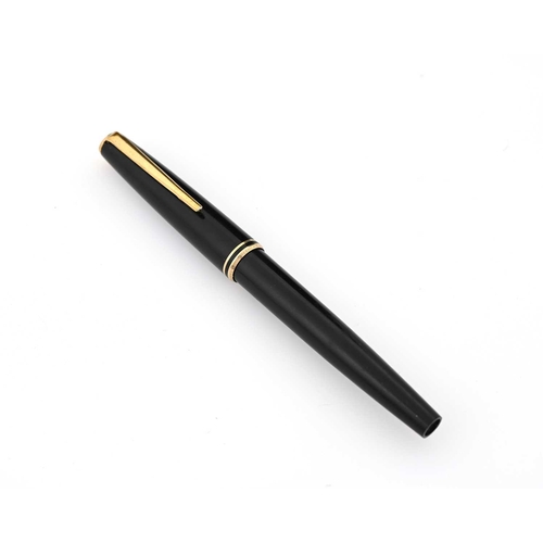 117 - Montblanc, a Classic fountain pen, circa 1980, black resin with gold trim, 14 carat gold nib, 13.7cm... 