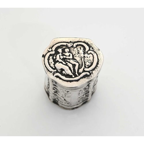 139 - A Dutch silver peppermint box, of conventional form, the exterior decorated with classical scenes in... 