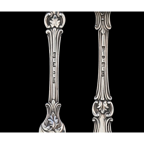 146 - A Victorian cased silver fork and spoon set, Albert Pattern with leaf scroll heel, Aaron Hadfield, S... 