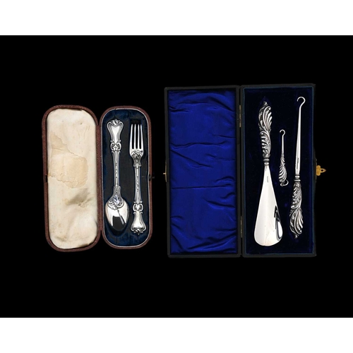 146 - A Victorian cased silver fork and spoon set, Albert Pattern with leaf scroll heel, Aaron Hadfield, S... 