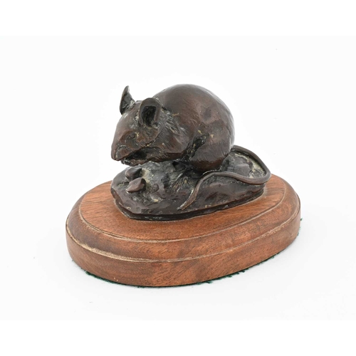 319 - Zach (20th Century), a recumbent rat feasting, signed, bronze, all-over brown patina, No.3/30, 6cm h... 