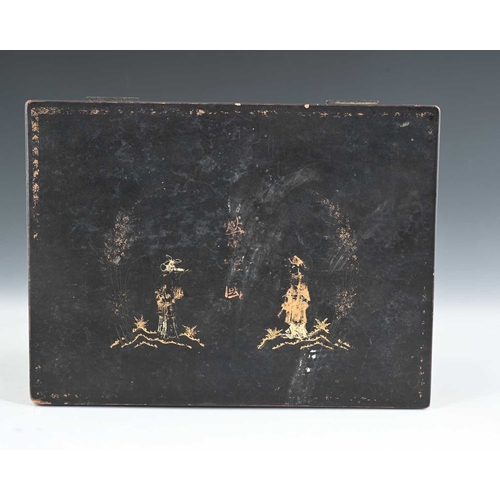 398 - A Chinese Export black lacquer tea caddy, Qing dynasty, the hinged cover decorated with a pair of fi... 