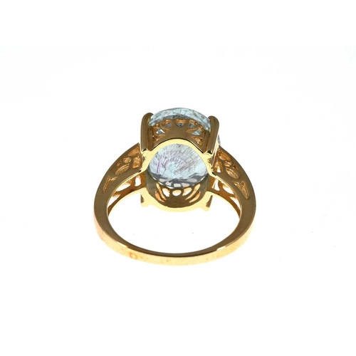 41 - An 18ct gold blue tourmaline single-stone ring, with pierced openwork gallery, tourmaline estimated ... 