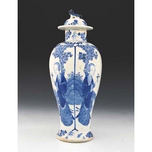 420 - A Chinese blue and white temple vase and cover, Qianlong mark, inverse baluster form painted with mi... 