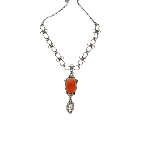 75 - Artificers Guild (attributed), an Arts and Craft silver and carnelian necklace, the quatrefoil petal... 