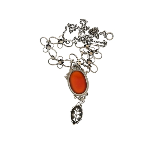 75 - Artificers Guild (attributed), an Arts and Craft silver and carnelian necklace, the quatrefoil petal... 