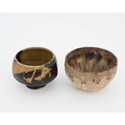 796 - Chris Carter (British, 1945), two stoneware faceted bowls, maker’s marks to the underside, largest 1... 