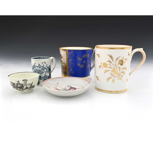 827 - A collection of porcelain and ceramics including Worcester black printed Milkmaids tea bowl circa 17... 