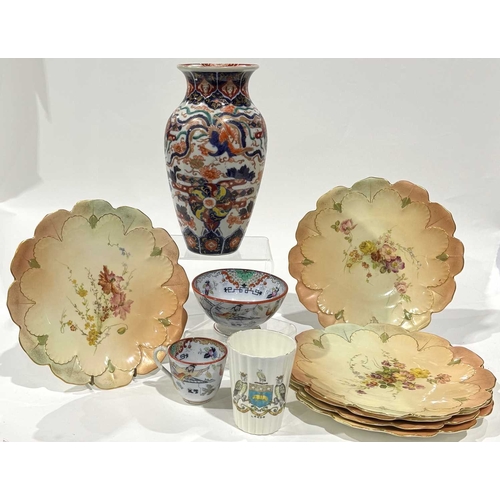 40 - A collection of china to include; 6 late 19th century Royal Worcester blush ivory floral tea plates,... 