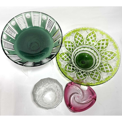 61 - A collection of Val St Lambert glass, an Art-Deco style pedestal emerald and clear flash cut tazza, ... 