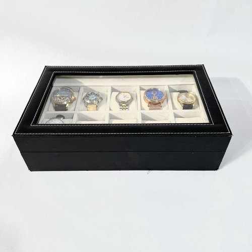 716 - A selection of six watches, to include a Seiko quartz day date bracelet watch, in display case... 