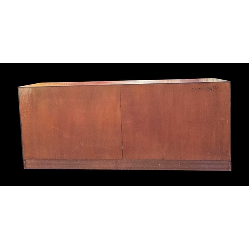 814A - WITHDRAWN

Attributed to Arne Wahl Iversen for Vinde Mobelfabrik, a mid-century Danish rosewood vene... 