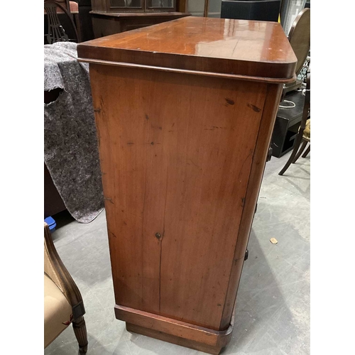 851 - A Victorian mahogany two over three chest of drawers, possibly Scottish, booked matched veneers to f... 