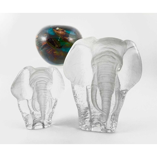 177 - Two Mats Jonasson elephant leaded glass paper weights, tallest measuring 21cm, with a small Medina 