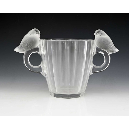 179 - Rene Lalique, a Deux Pigeons glass vase, model 1066, designed circa 1931, polished and frosted, etch... 