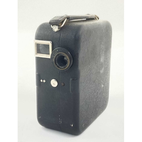 234 - A Pathé Pathescope Type H baby movie camera 9.5mm in original leather case (1)