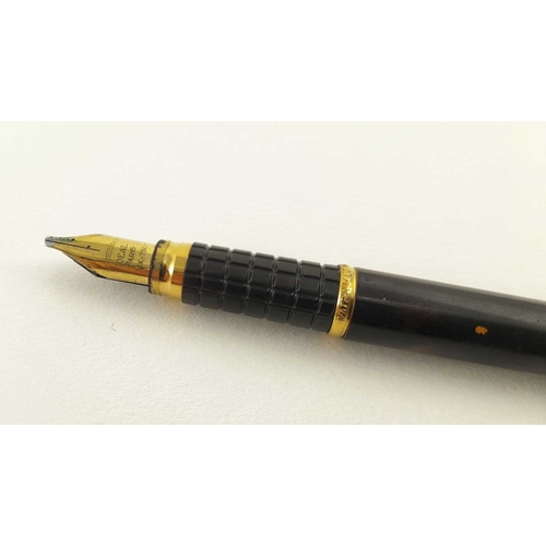 242 - A Waterman Paris Ideal fountain with 18k gold nib, boxed with refillable cartridge