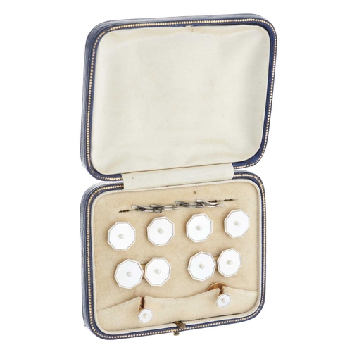 222 - An 18ct and 9ct gold mother-of-pearl and seed pearl dress stud set, stamped 18ct 9ct, length of cuff... 