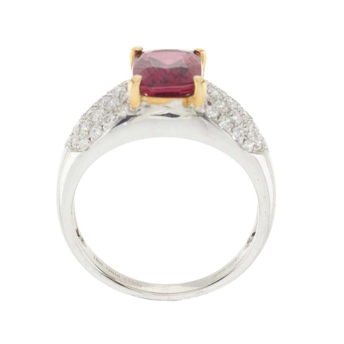 255 - An 18ct gold red spinel dress ring, with pave-set diamond sides, spinel estimated weight 2ct, estima... 