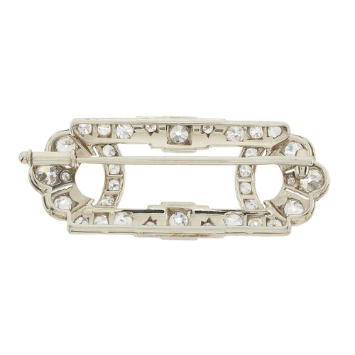 5 - A Belle Epoque 18ct gold old-cut gold diamond brooch, estimated total diamond weight 2.70ct, H-I col... 