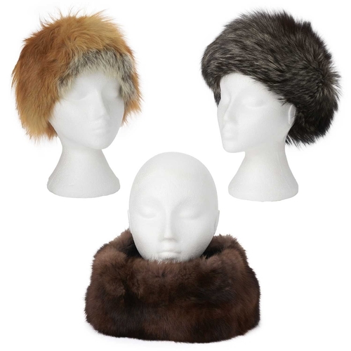 585 - Fur accessories, to include a silver fox fur hat, a red fox fur hat, and a sable fur snood scarf, on... 