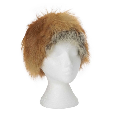 585 - Fur accessories, to include a silver fox fur hat, a red fox fur hat, and a sable fur snood scarf, on... 