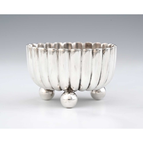 128 - Josef Hoffmann for the Wiener Werkstatte, a Secessionist silver plated bowl, circa 1920, reeded form... 