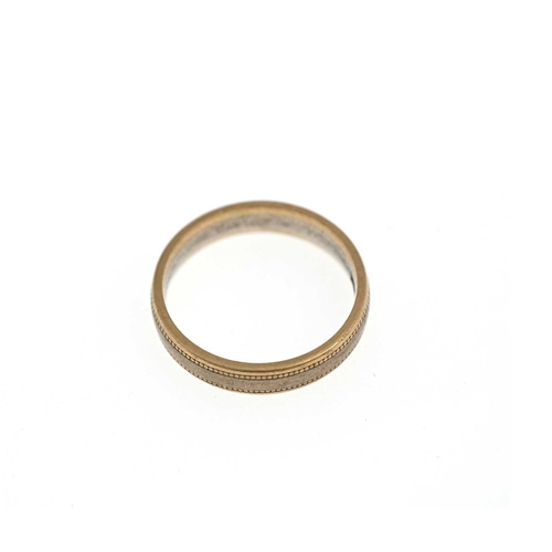 2 - A 9 carat gold bi colour wedding band ring, approx size L, 3.4g