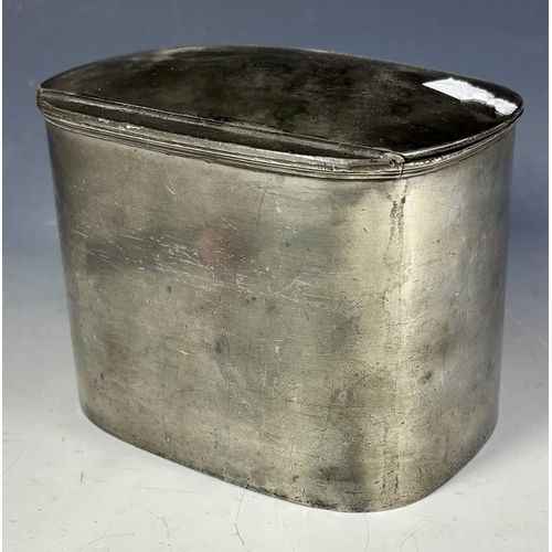 423 - Metalware including a 'Deluxe' brass car horn, a brass bell with scrolled wall bracket, a Joseph San... 