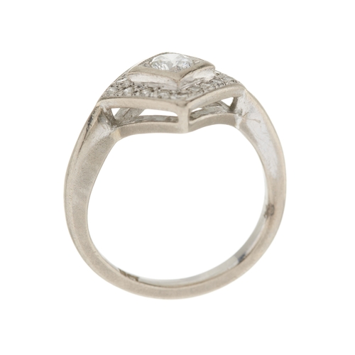 100 - An 18ct gold brilliant-cut diamond cluster dress ring, estimated total diamond weight 0.50ct, H-I co... 