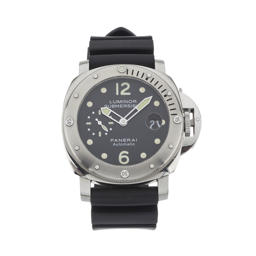 217 - 
Panerai 
A Luminor Submersible wrist watch. Circa 2007
Case: Signed. Stainless steel. Unidirectiona... 