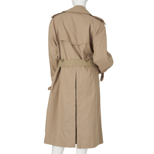 263 - Burberry, a men's classic trench coat, designed with a notched lapel collar, buttoned epaulettes, de... 