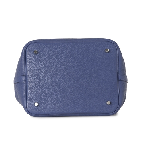 388 - Hermes, a 2018 Picotin 22 bucket bag, crafted from Bleu Brighton taurillon Clemence leather, with Pa... 