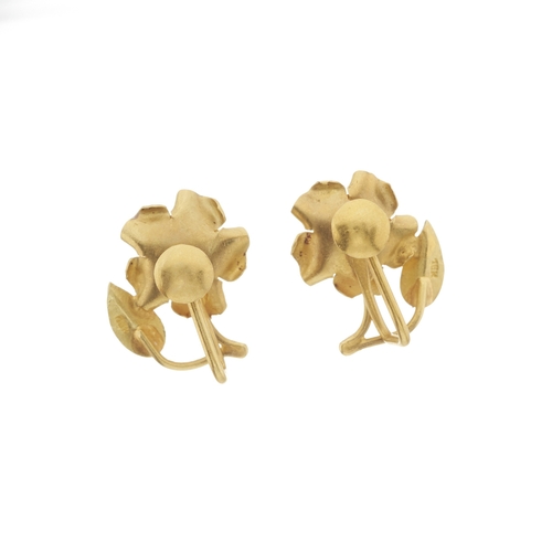 86 - A pair of 18ct gold seed pearl accent rose earrings, with screw-back fittings, mount stamped 18K, le... 