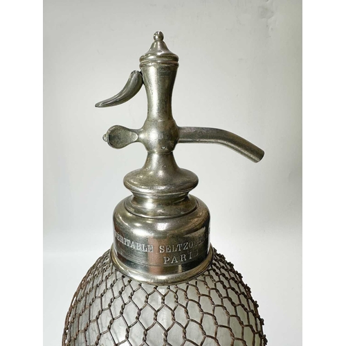 126 - An early 20th century glass and wire mesh double-gourd soda syphon, chrome tap, French, marked Vérit... 