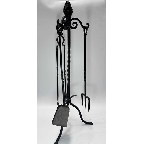 128 - A Georgian steel footman or fireside stall, cut away top, fretted front rail, square back legs and b... 