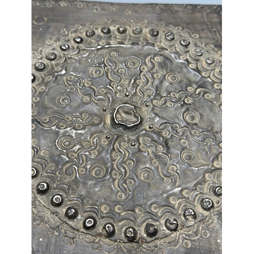 132 - An Ashanti (Asante) stool or Asesedwa, hand carved tribal Ghanaian crescent shaped seat, double pede... 