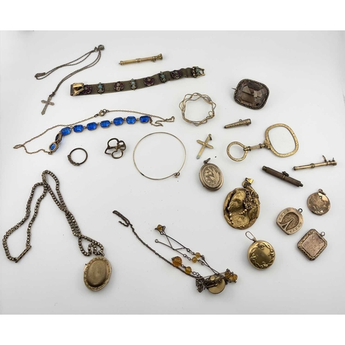 338 - A selection of mainly late Victorian/early 20th century jewellery, to include a smokey quartz brooch... 