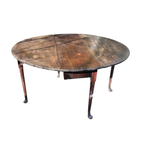 546 - Two Georgian dining tables, a mahogany gate leg table with oval leaves, slim tapering legs to pad fe... 