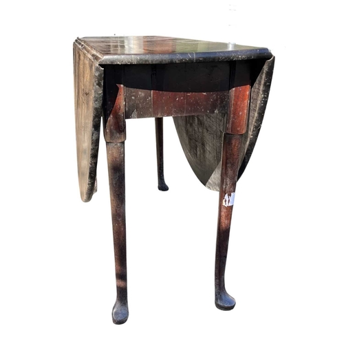 546 - Two Georgian dining tables, a mahogany gate leg table with oval leaves, slim tapering legs to pad fe... 