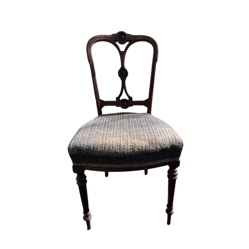 557 - A Georgian mahogany drop leaf dining table on square tapered legs, height 74cm, width 112cm, length ... 