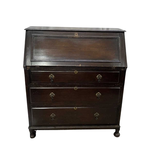 557 - A Georgian mahogany drop leaf dining table on square tapered legs, height 74cm, width 112cm, length ... 