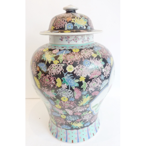 24 - A large decorative Chinese jar and cover