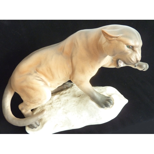 53 - A Beswick model, 'Cougar on Rock' (model no. 1702)